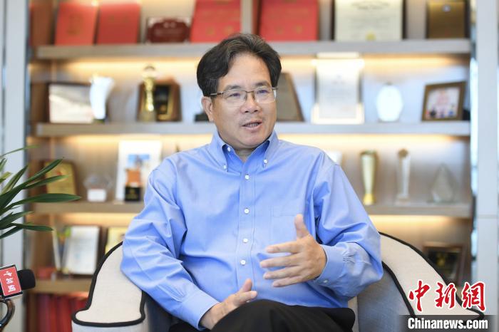 全國(guó)人大代表建議逐步禁止產(chǎn)、銷(xiāo)電子煙